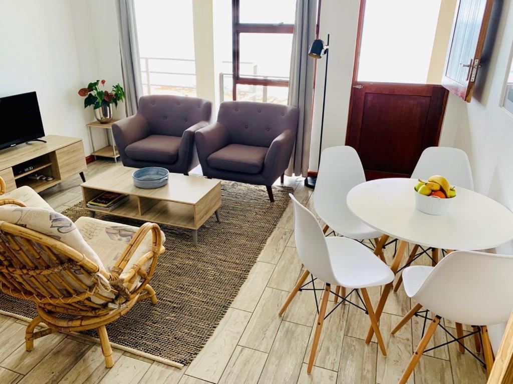 Captain Sunshine Guest House Groot-Jongensfontein 外观 照片