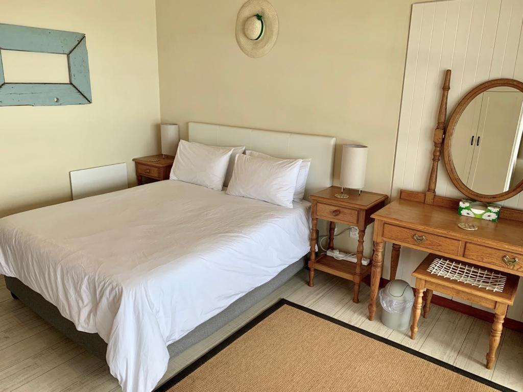 Captain Sunshine Guest House Groot-Jongensfontein 外观 照片